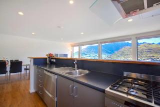 Woodlands on the Hill - 5