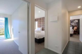 Woodlands on the Hill - 3