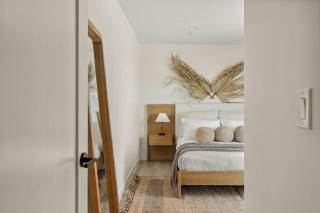 Tide House - Unit C - Modern Seaside 1BD w Parking - 7