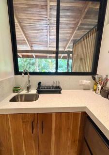 Makanas Beach Bungalows - 3
