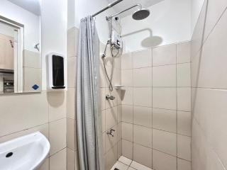 1 Bedroom Condo Unit Near SM City Sucat and NAIA Terminal - 7