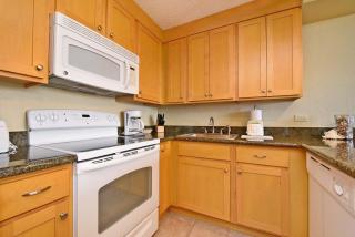 Kaanapali Shores 628 · KS 628 Kaanapali 1BD Condo w Ocean Views - 6
