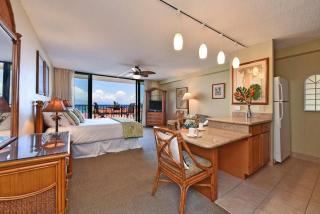 Kaanapali Shores 836 · KS 836 Spacious Studio Kaanapali Oceanfro - 4