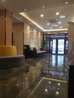 Green Tree Inn Express Jinan Huaiyin District Jingshi Road Children's Hospital - 4