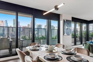 Complete Host Flagstaff Hill Apartments - 8