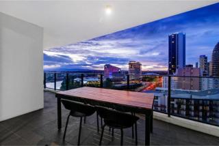 Sierra Broadbeach Apartments - Hosted by Coastal Letting Co. - 9