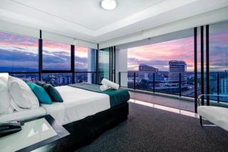 Sierra Broadbeach Apartments - Hosted by Coastal Letting Co. - 8