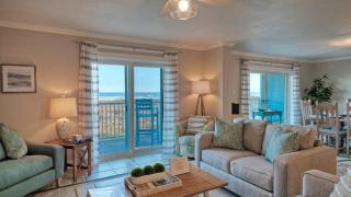 Gulf Views Pools Tennis Pickleball Beach Access Awesome Beachfront by AvantStay - 5