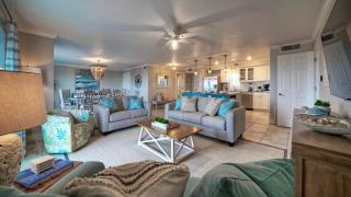 Gulf Views Pools Tennis Pickleball Beach Access Awesome Beachfront by AvantStay - 4