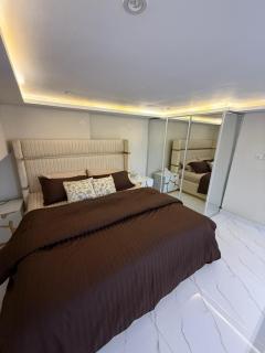 Executive 1BHK Amanah Mall CentralLahore SelfCheckin - 9