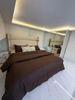 Executive 1BHK Amanah Mall CentralLahore SelfCheckin - 6