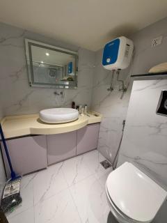 Executive 1BHK Amanah Mall CentralLahore SelfCheckin - 3