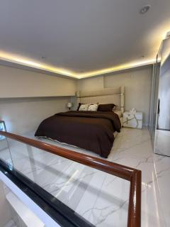 Executive 1BHK Amanah Mall CentralLahore SelfCheckin - 1