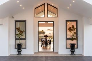 The Riverside House Country Estate - 5