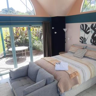 The Quarters Ocean-View Chalet - 4