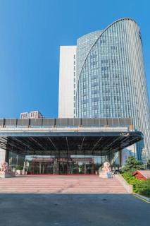 Hundred Hotel Qingdao - 3