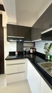 Cozy & Instaworthy Unit at Royal Oceancrest Mactan - 5