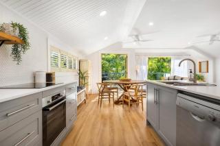 La Mer at Clarkes Beach - 8