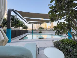 Downtown Luxury - Stunning Burj Khalifa & Fountain Views - 5 Minutes Walk to Dubai Mall - 1