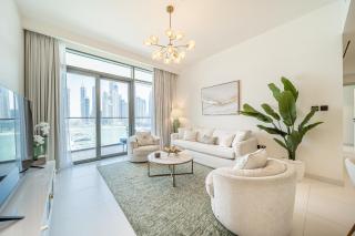 Modern 2BR Retreat with Stunning Sea Views - 9