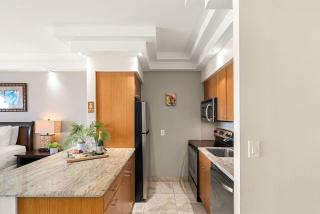 Lahaina Shores 607 · LS 607 Beachfront Remodeled Studio Stunnin - 8