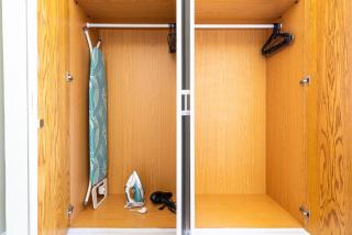 Yellow Canvas - 2-BR Apartment & Balcony in Larnaca - 1