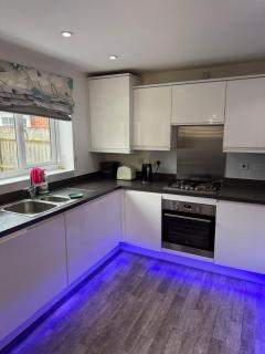 Cozy double room stay in Quedgeley - 3