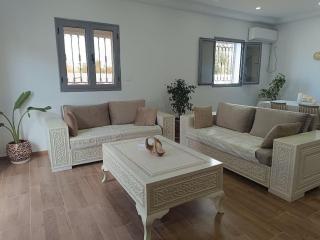 Family Friendly Villa and Studio with Swimming Pool - 8