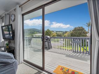 Onemana Magic Holiday Home - 5