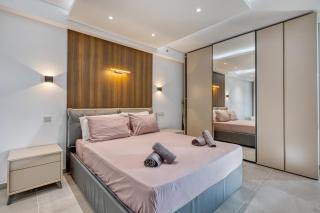 Offshore Suites Apartment in St Julians Centre - 7