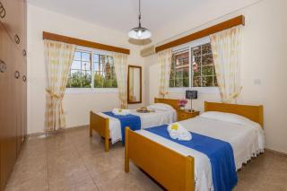 Villa Giota by Villa Plus - 3