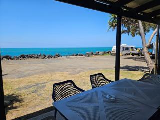 Absolute Oceanfront Tourist Park - 6