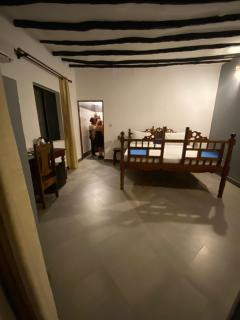 Zazu Beach House - 2