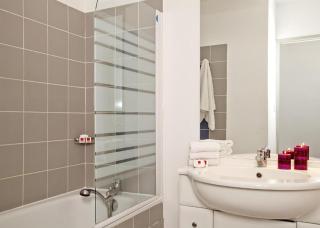 Apparthotel Séjours & Affaires Manosque - Manosque - 5