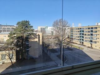 30 m2 1-bedroom app, 5 floor, close to the airpor, train station and Myyrmanni shopping center - 1