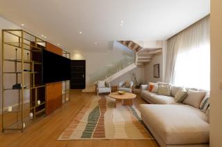 2 BDRM Village near Point 90 Mall - 0