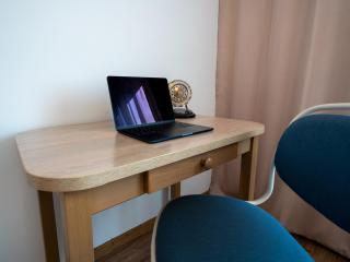 Gdańsk Central Apt - Balcony, Workspace - by Rentujemy - 2