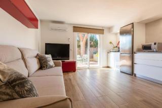 Cabril's Hills Luxe Loft - 5