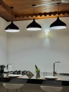 Apartment W Kitchen 5 Mins Beach 20 Mins Airport - 2