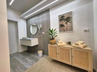 Vico V - Molfetta Premium Apartment - Central, Near Port, New - Fast Wi-Fi - 4