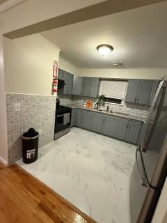 Urban haven 3 Kings bedroom near EWRNYC DTW - 1