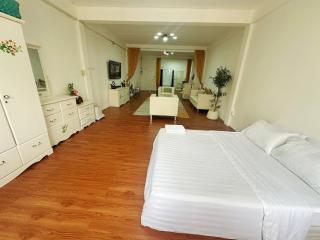 Spacious, just an 850m walk to MRT Rama 9 station - Bangkok - 4