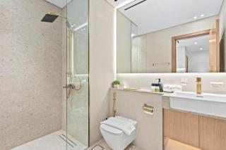 FIRST CLASS 1BR Elegant Living with City Views - 6