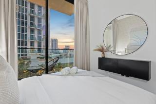FIRST CLASS 1BR Elegant Living with City Views - 5