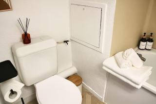 Small studio Parking - Metro B - Lyon Sud Hospital - 4