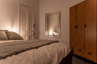 Lodging in Carrickfergus Centre - 1