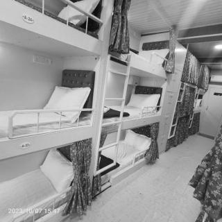 Stay Retreats At Marol Dorm - Near International Airport Mumbai - 4