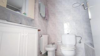 Cosy flat in pretty seaside town - 9