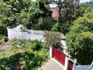 Hebron Gardens House - 5