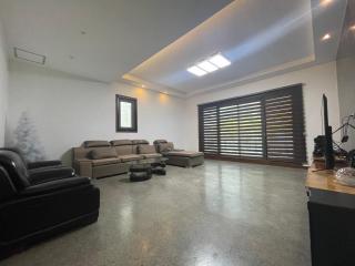 Koregon Condo and Villa - 4 Bed Rooms - 6